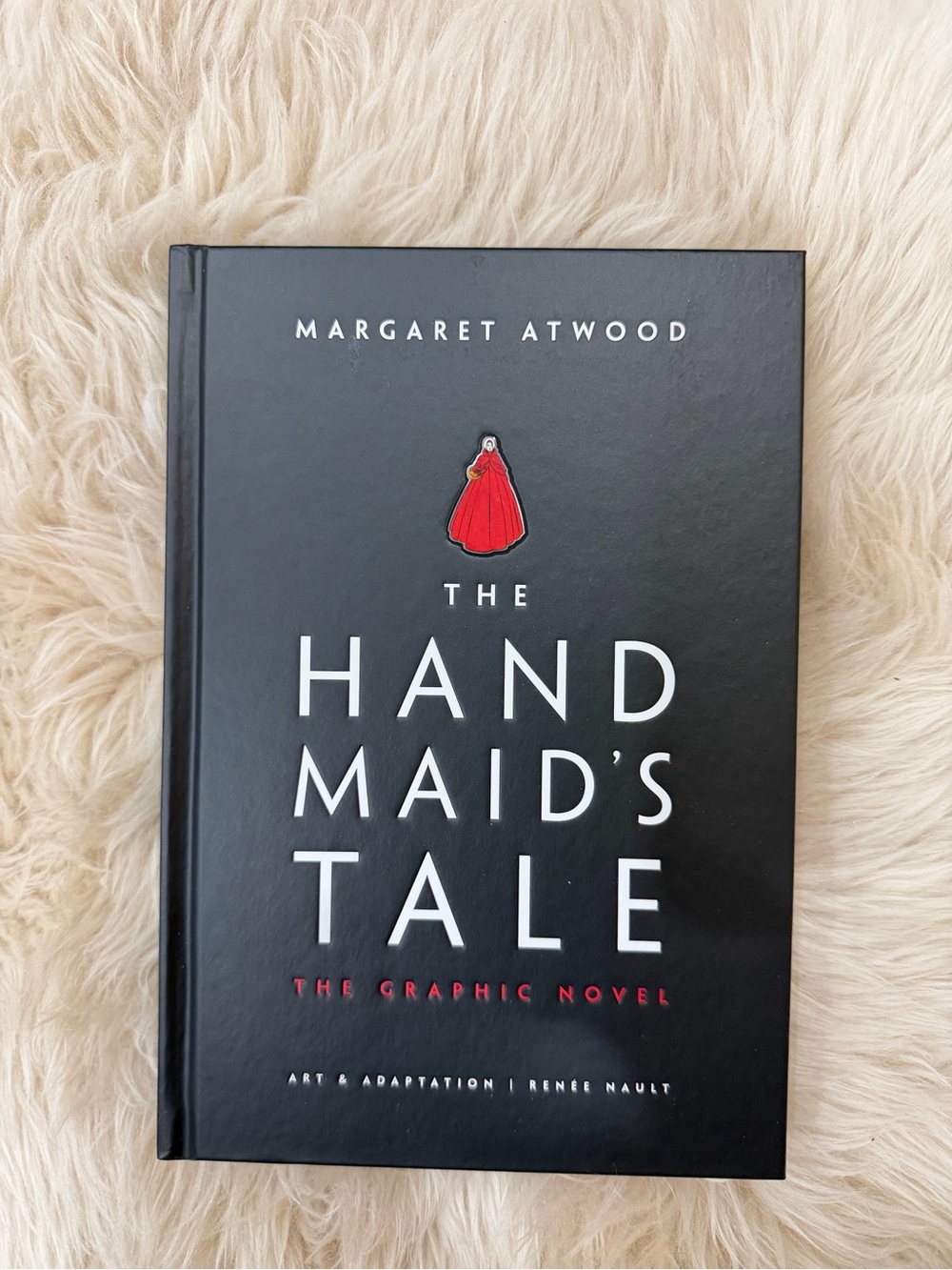 The Handmaid's Tale Graphic Novel - Black with Red Accent